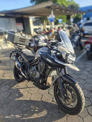 TRIUMPH TIGER 1200 DESERT EDITION 